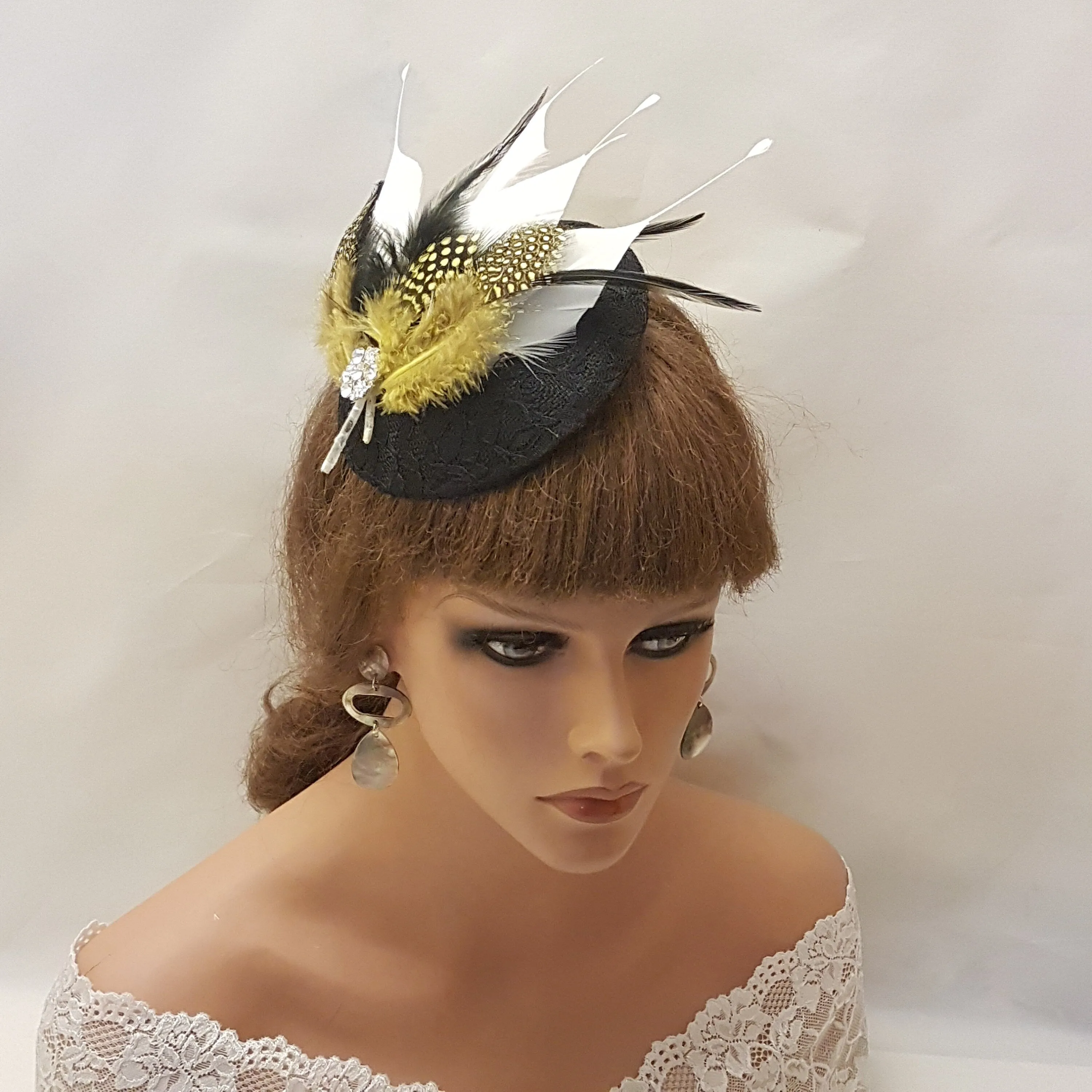 Black Fascinator Black lace hatinator Mustard Gold Black White Feather hat Church Ascot Wedding TeaParty Race Cocktail hat BLACK Fascinator