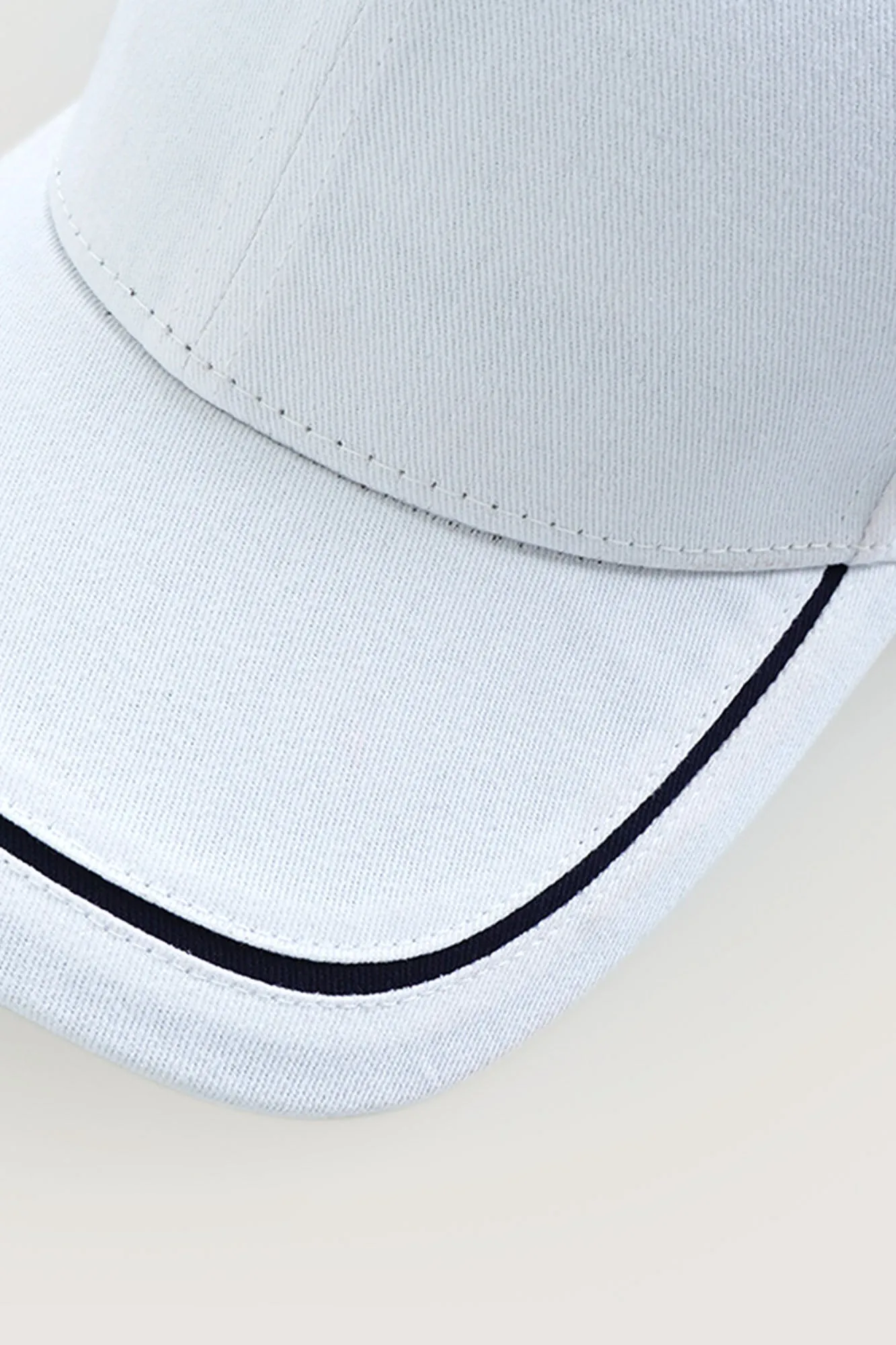 Contrast Trim Baseball Cap
