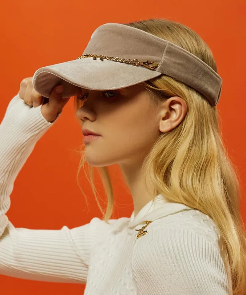 CREVE NINE: Velvet Chain Visor - Beige