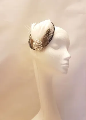 FASCINATOR Black & White FEATHER facinator 1920s Feather hat  Large Pearls Crystal jewel Bridal Wedding Ascot Cocktail Party hat Fascinator