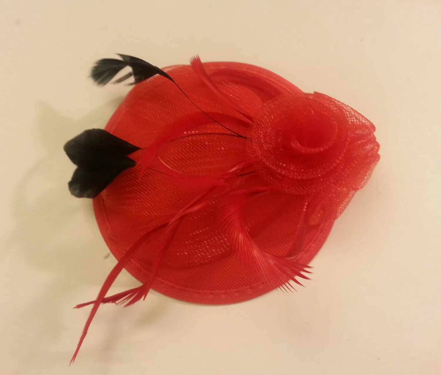Fascinator, Feather fascinator hat, 40s 50s Hat,  Red hat, Race Fascinator, Cocktail hat, Prom hat,  Red Ascot Hat,  Red feather fascinator