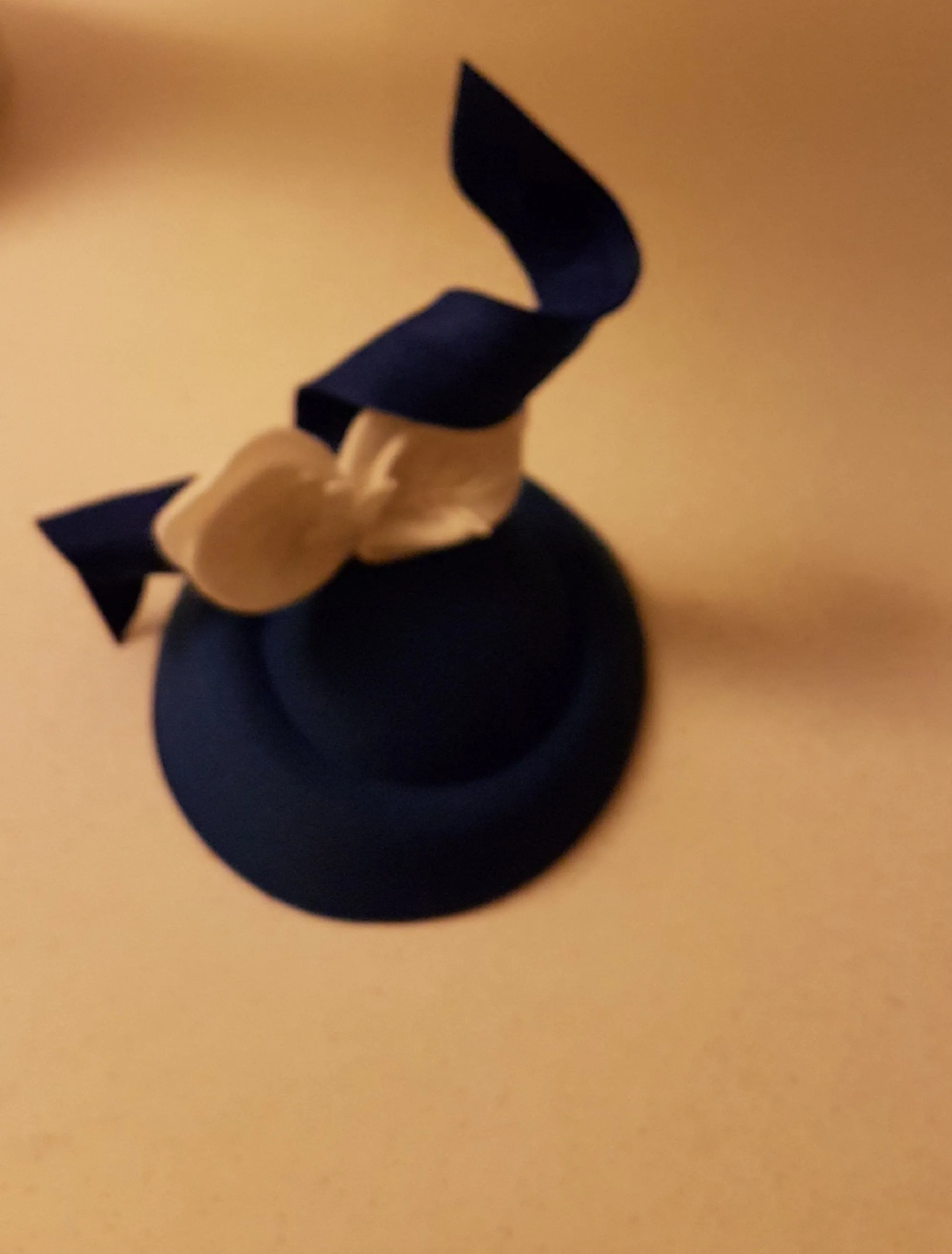 Fascinator Hat Navy blue fascinator # NAVY blue hat  White felt leaves Ascot hat fascinator Wedding Race,Cocktail hat Church hat  fascinator