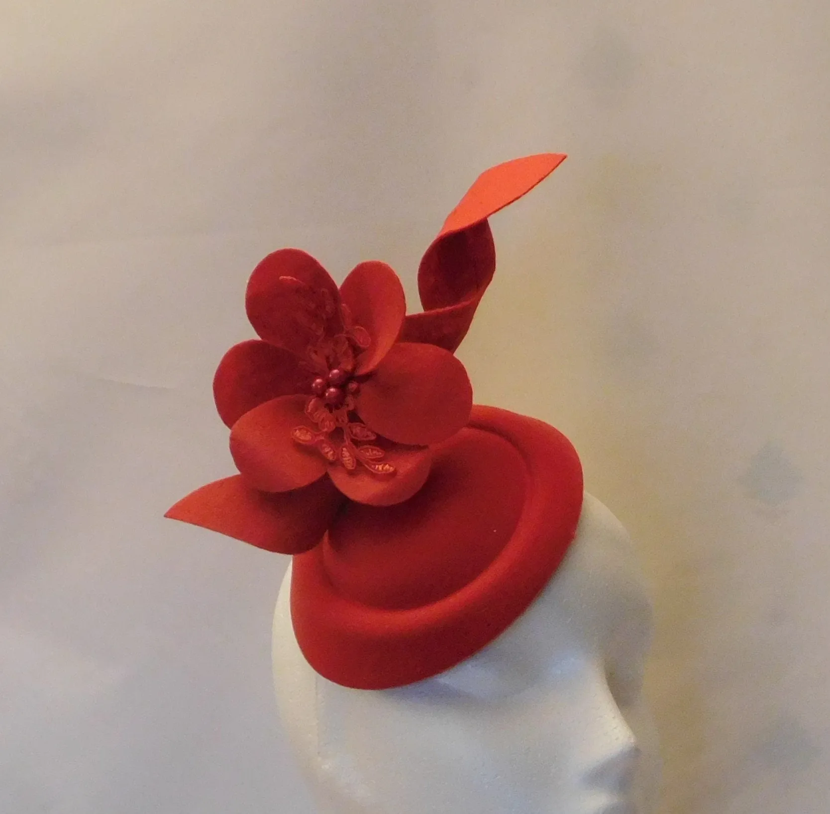 Fascinator Hat Red Hatinator  fascinator Red Felt flower and swirl Royal Ascot Kentucky derby, Wedding,Race,Cocktail,Church hat fascinator