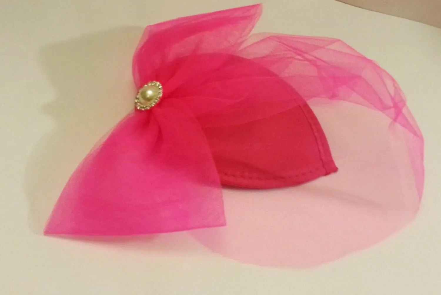 Hat Fascinator 1940s-50s Veil Hat #HOT PINK  Teardrop hat birdcage Fascinator.mini birdcage veil hat fascinator pink Tulle veil hat wedding