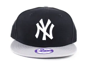 KIDS New York Yankees New Era 9Fifty Snapback Hat (Navy Gray)