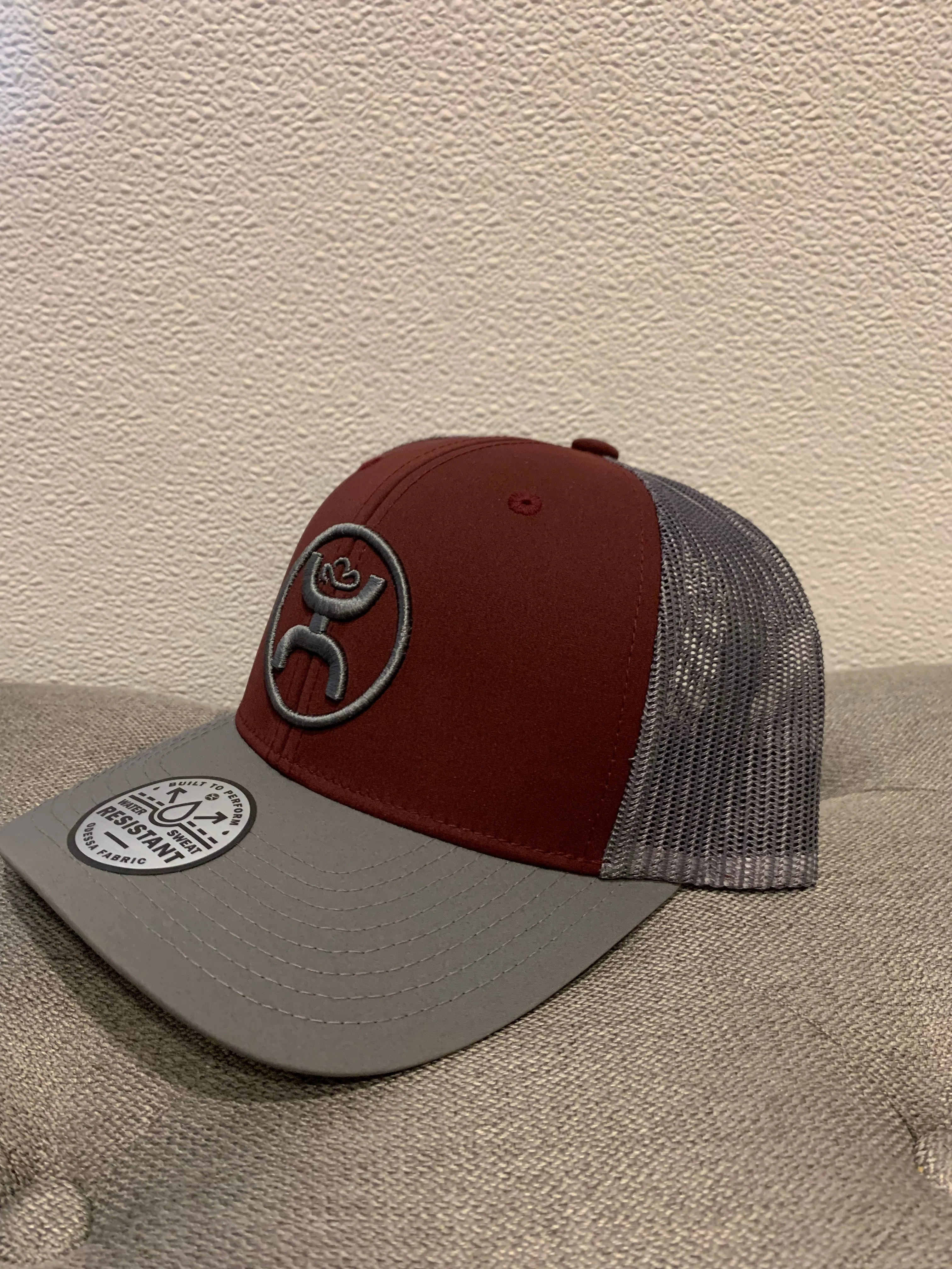 O Classic HY maroon/black Cap