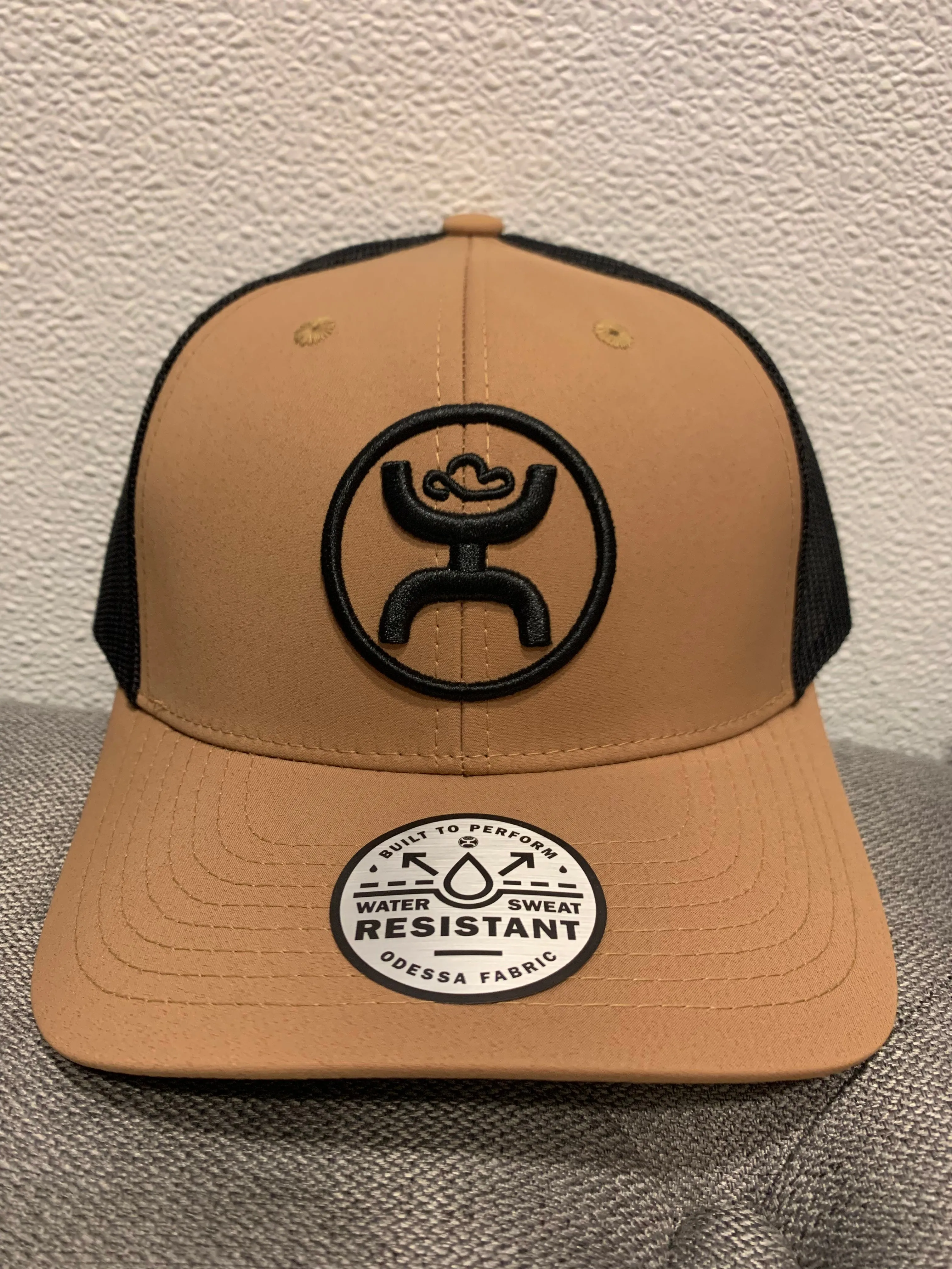 O Classic HY tan/black Cap