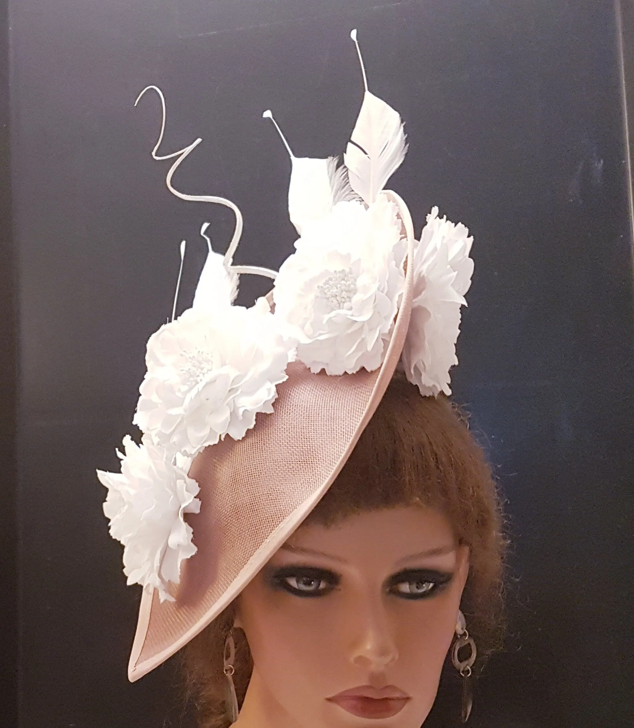 PINK HAT FASCINATOR  Race Cocktail Wedding Ascot hat DuskyPink  Hat Church Derby Mother of Bride-Groom Hatinator Pink & White #Fascinator