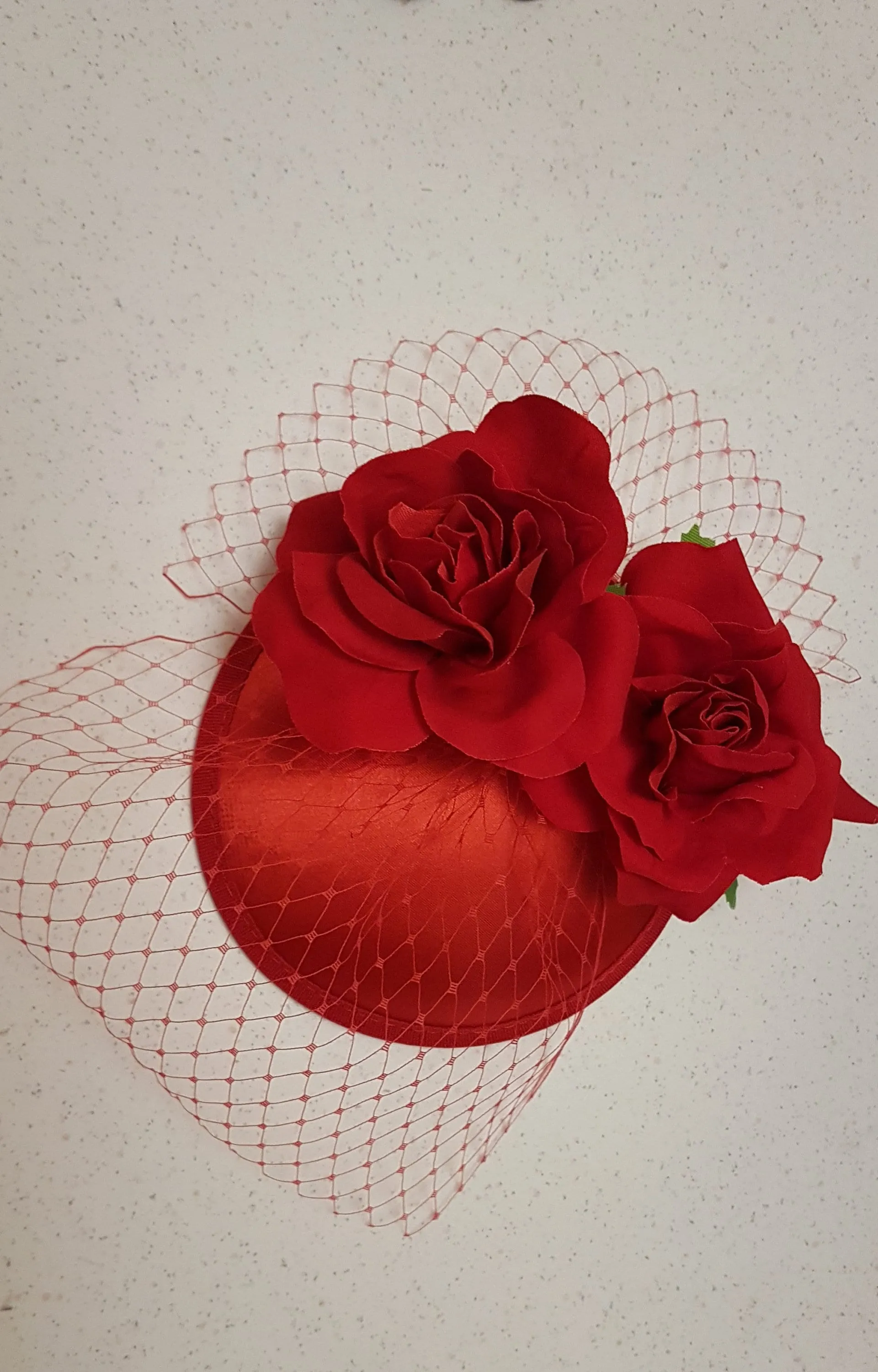RED FASCINATOR, 40s 50s RED Hat fascinator #Red fascinator  Rose hat fascinator Race,Cocktail,Ladies day,Ascot hat Red Rose flower hatinator
