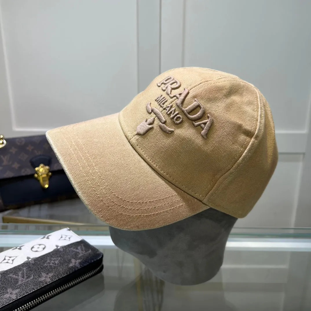 Triangle Label Baseball Caps in 3 Colors